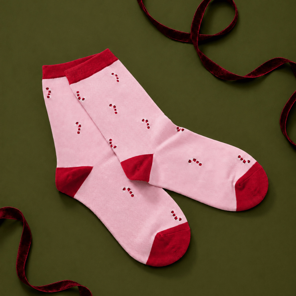 Thumbnail: 1 pair of women's festive bamboo socks Image 5
