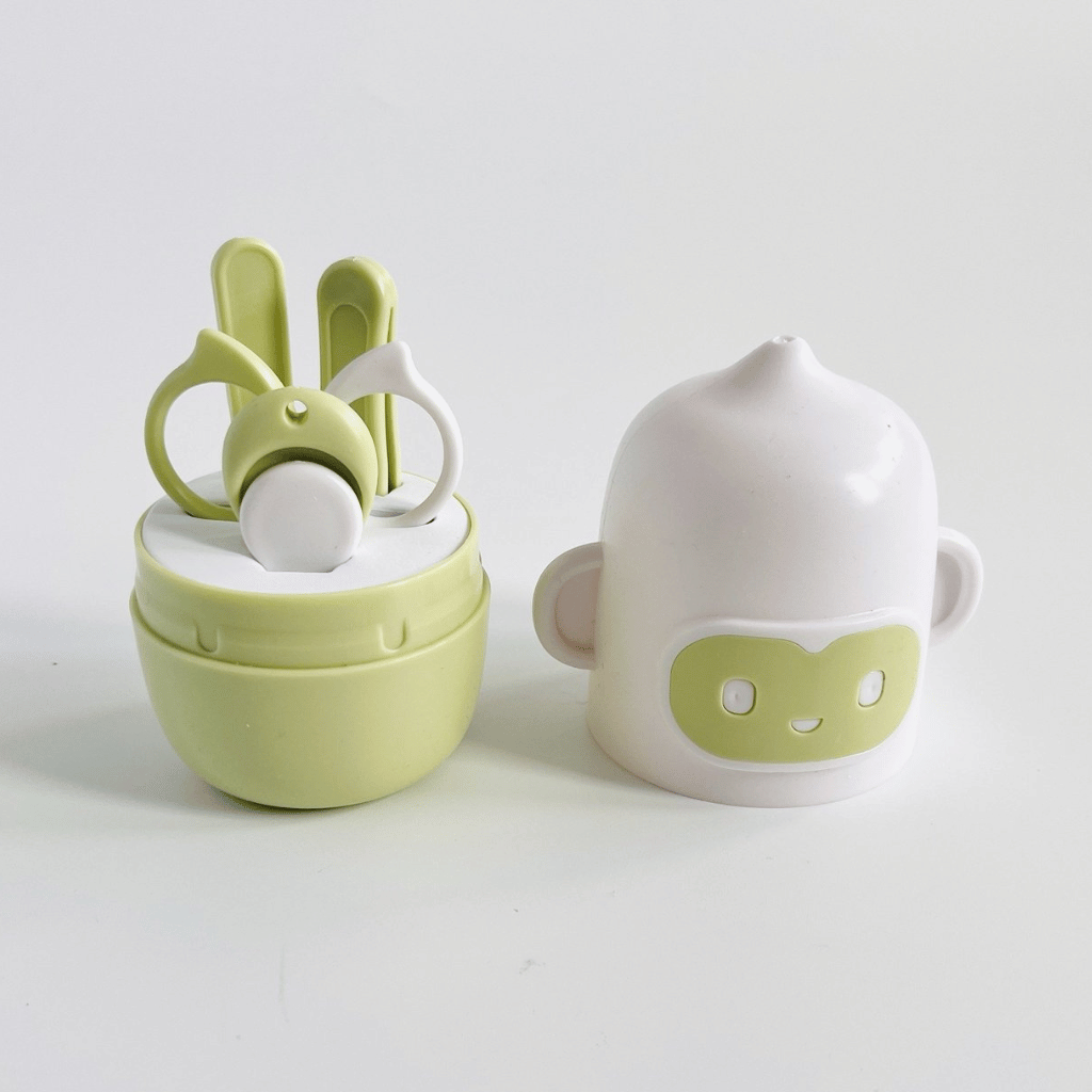 Thumbnail: Newborn grooming kit Image 1