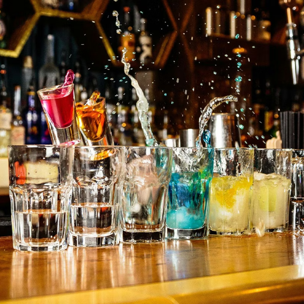 Thumbnail: Cocktail Masterclass & Three-Course Meal for Two Image 1