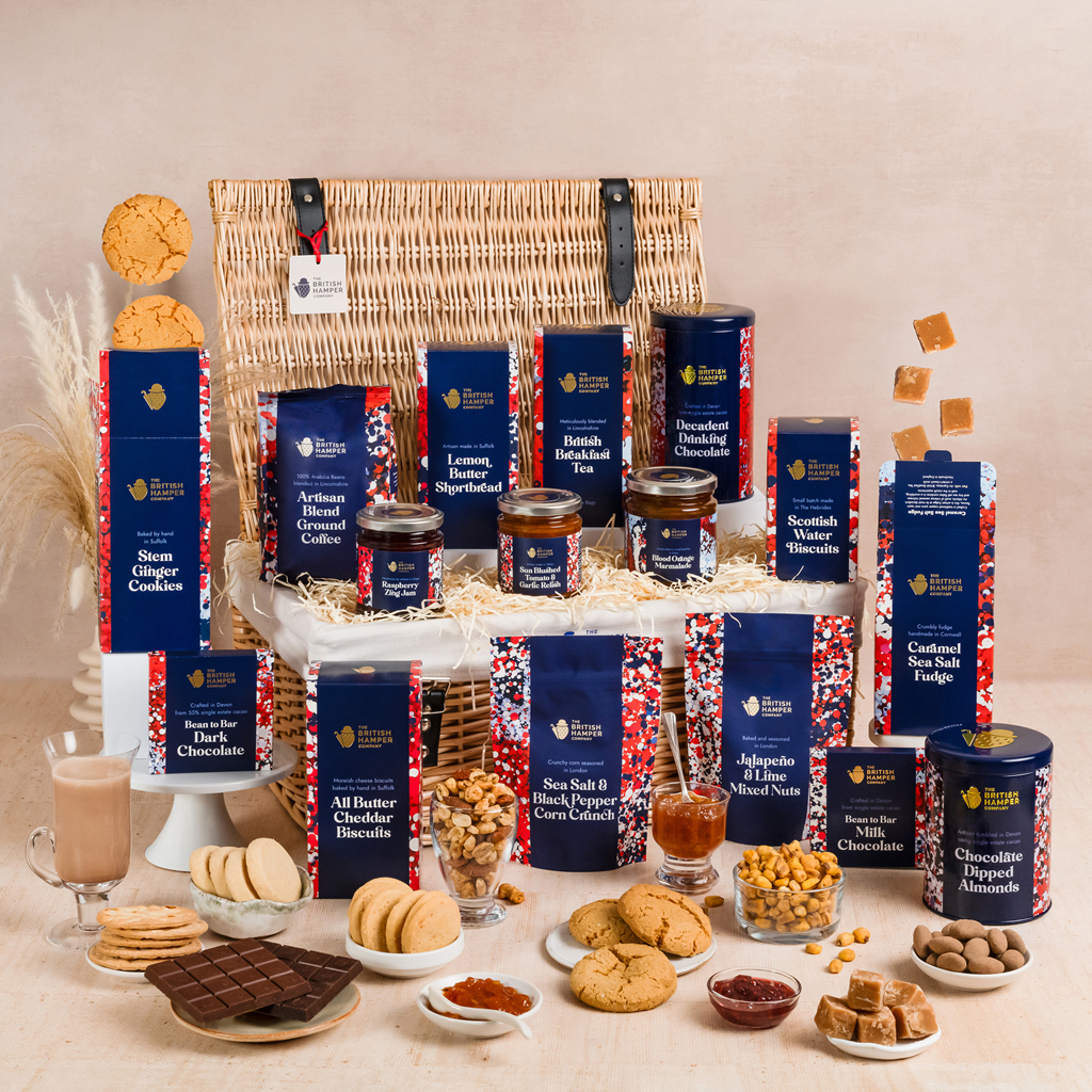 Thumbnail: Gourmand's wicker hamper Image 1