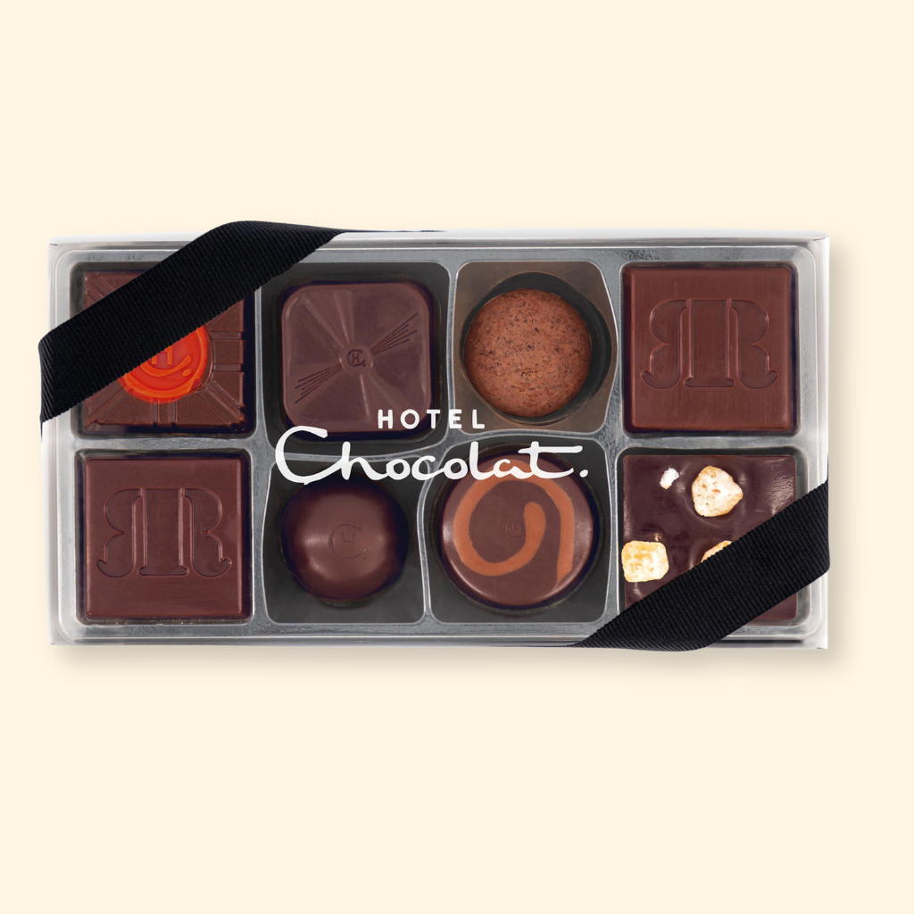 Thumbnail: Festive pocket selection Image 4