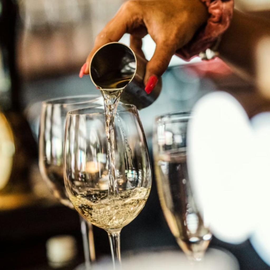 Thumbnail: Kensington Palace Visit + London Steak & Wine for Two Image 4