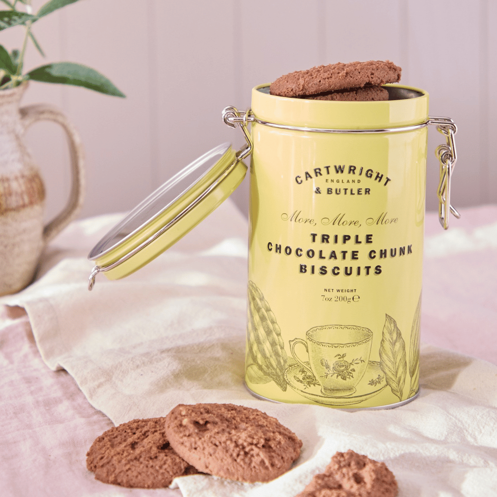 Thumbnail: Biscuit tin Image 1