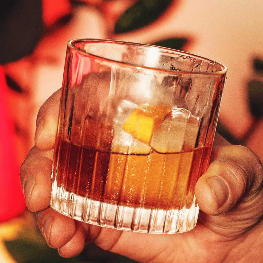 Thumbnail: Cocktail bottle 200ml Image 10