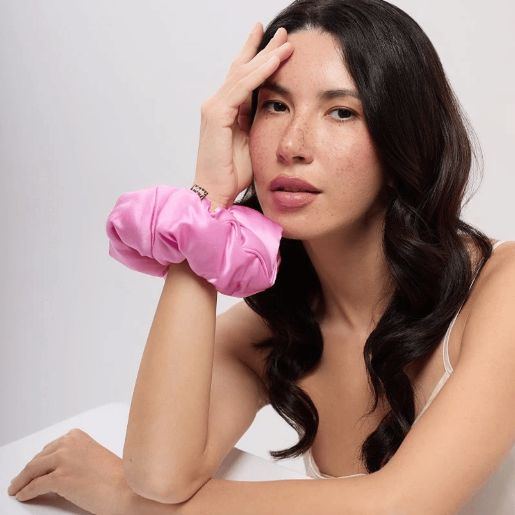 Thumbnail: Silk scrunchie Image 2