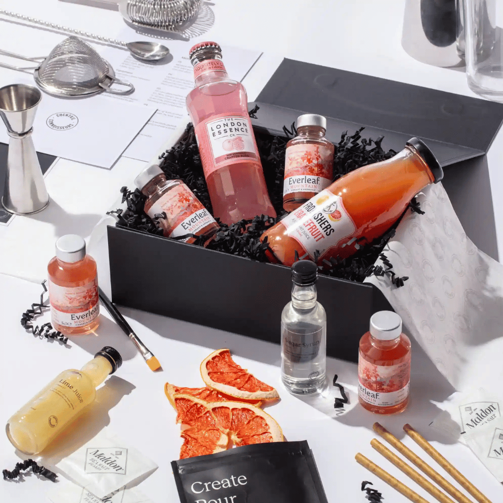 Thumbnail: Cocktail gift set & bar equipment (Advanced) Image 7