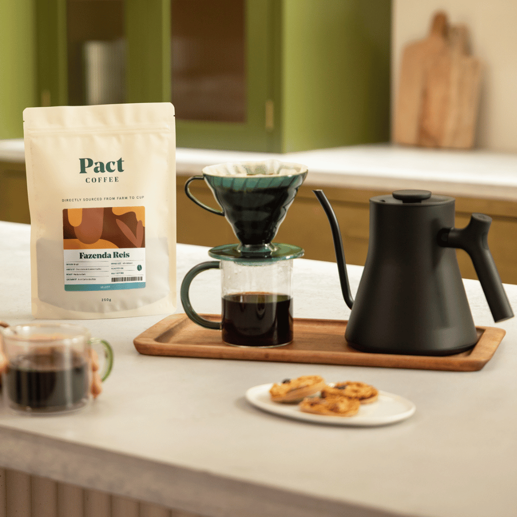 Thumbnail: V60 Filter brew kit & speciality coffee Image 1