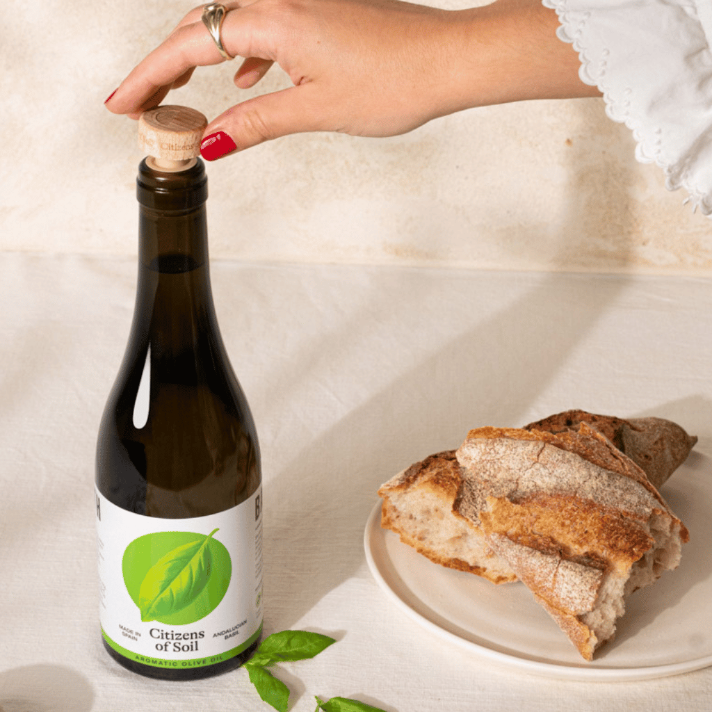 Thumbnail: Aromatic extra virgin olive oil bottle Image 4