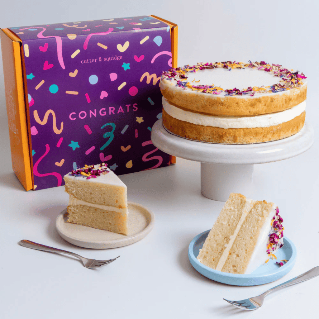 Thumbnail: 'Congrats' cake Image 9