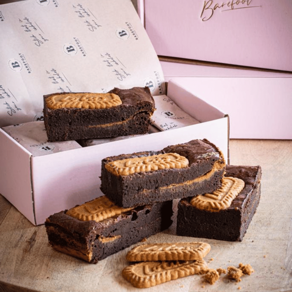 Thumbnail: Box of 12 brownies Image 5