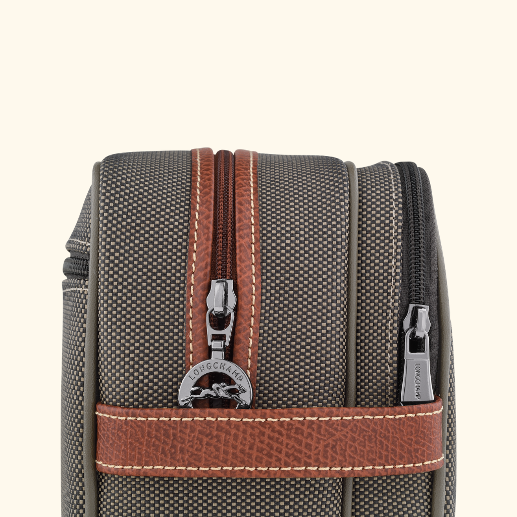 Thumbnail: Boxford toiletry case Image 5