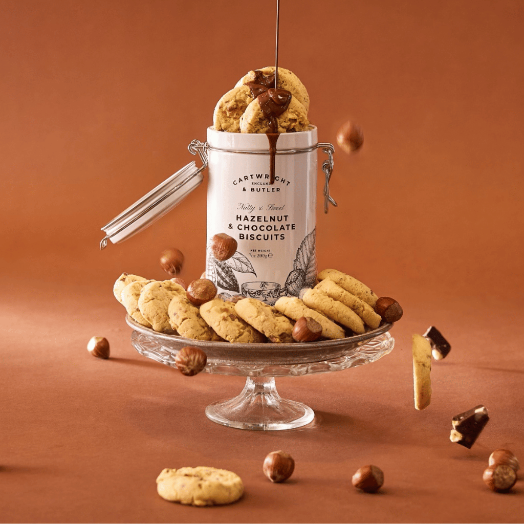 Thumbnail: Biscuit tin Image 3