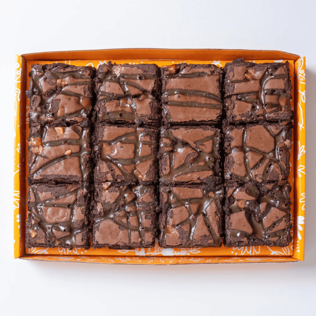 Thumbnail: 'Thinking of you' brownie box Image 3
