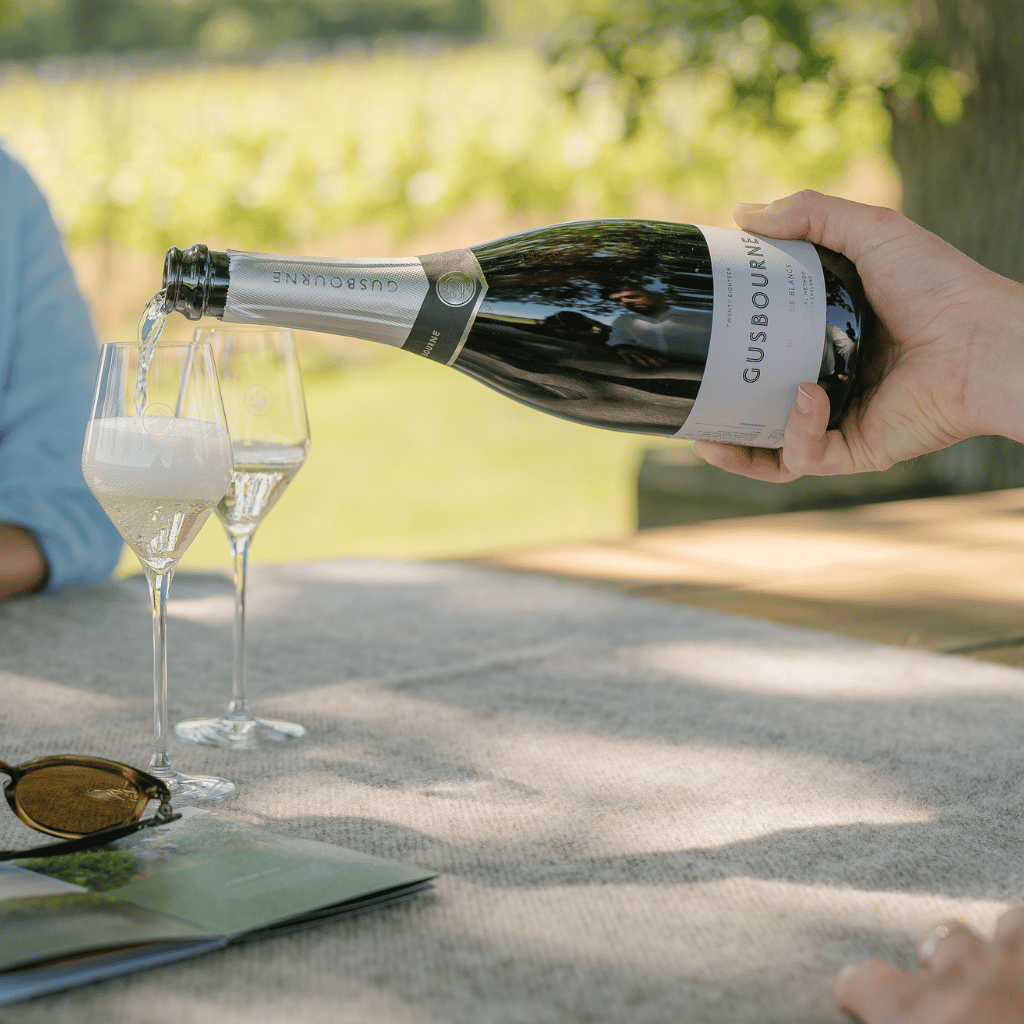 Thumbnail: Award-winning sparkling bottle Image 4