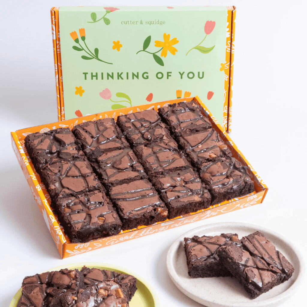Thumbnail: 'Thinking of you' brownie box Image 1