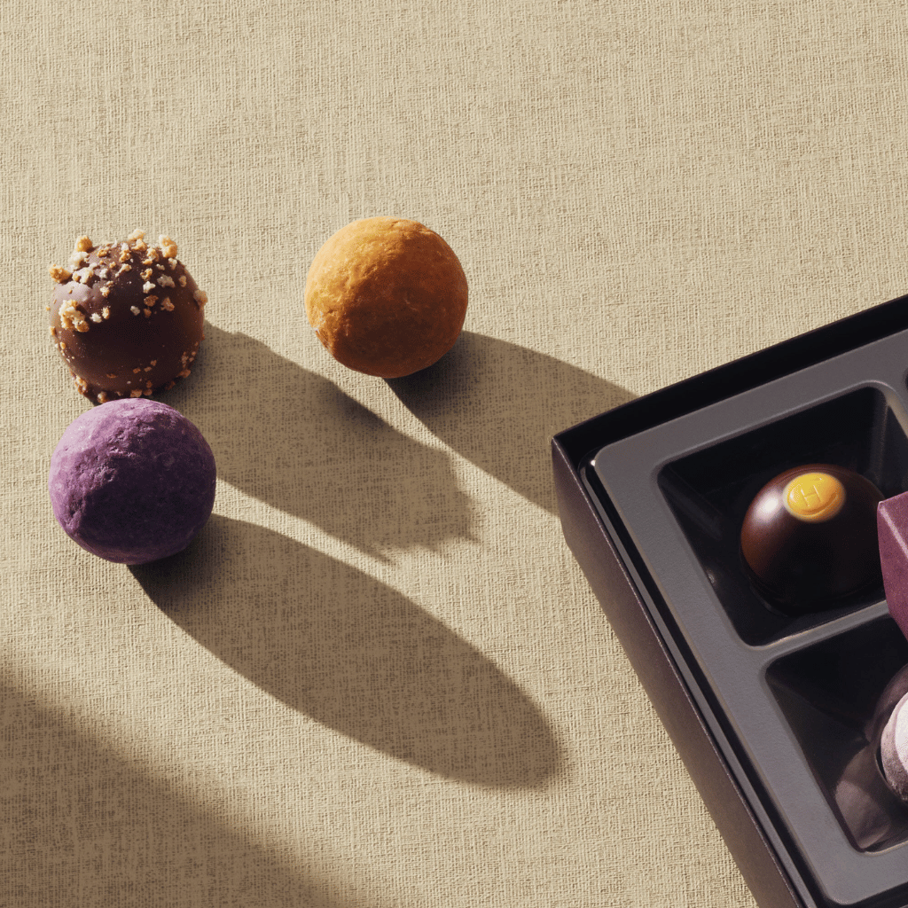 Thumbnail: 18 piece selection box Image 4