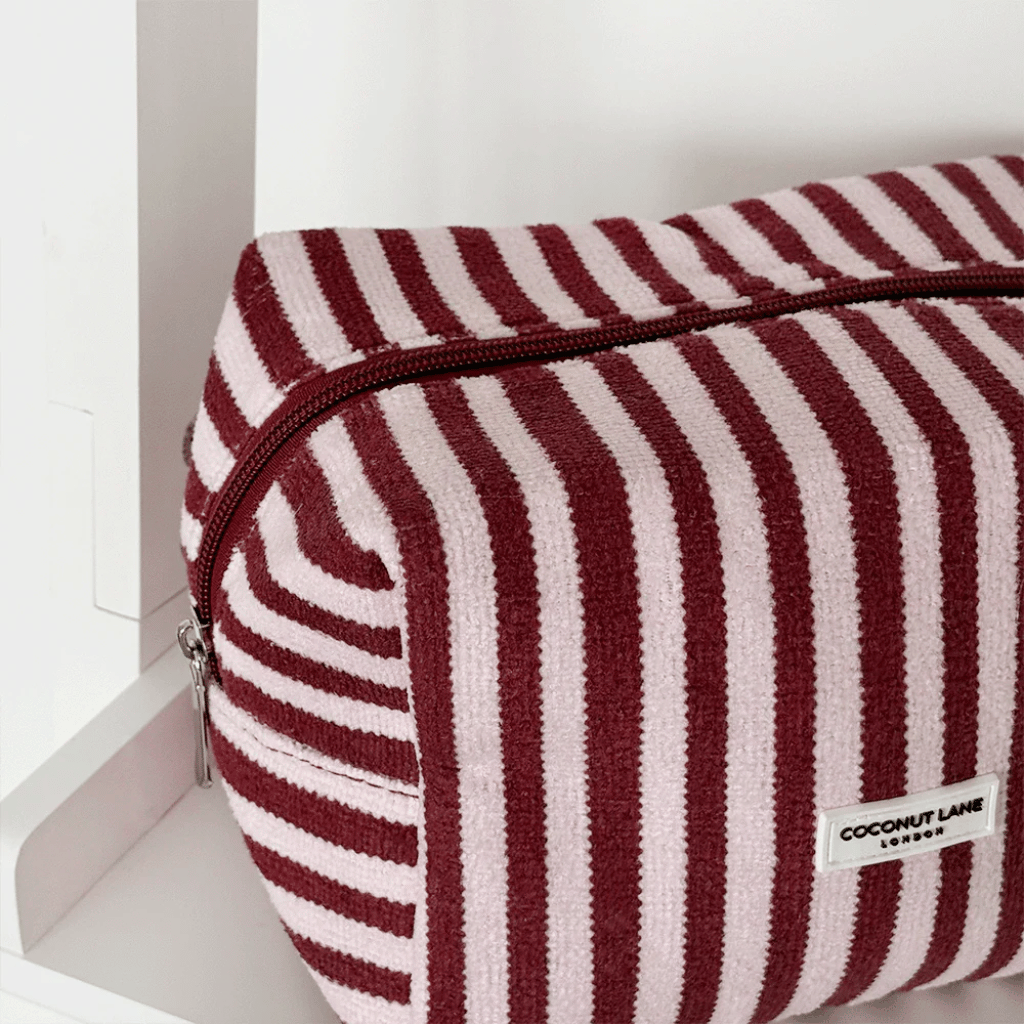 Thumbnail: Makeup bag Image 7