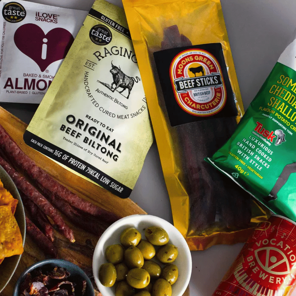 Thumbnail: Large beer & snack hamper Image 3