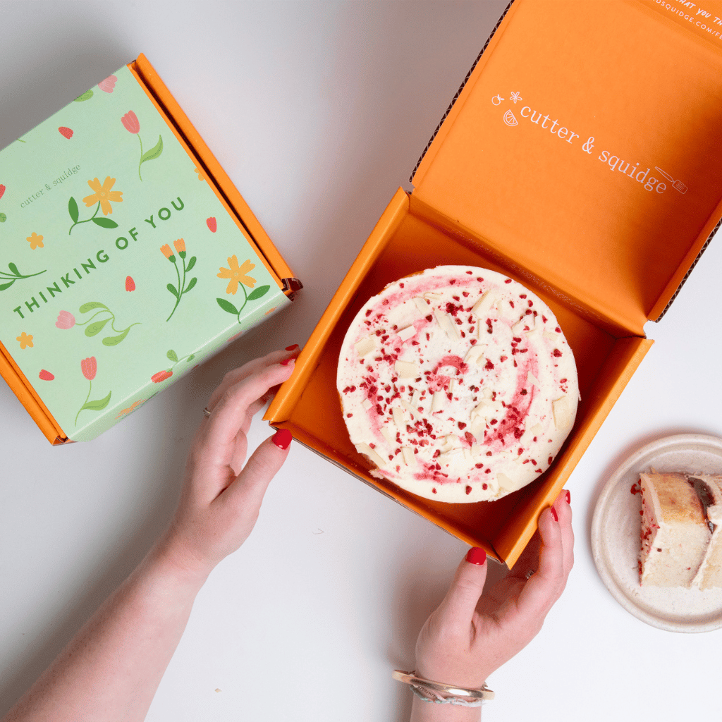 Thumbnail: 'Thinking of you' cake Image 2