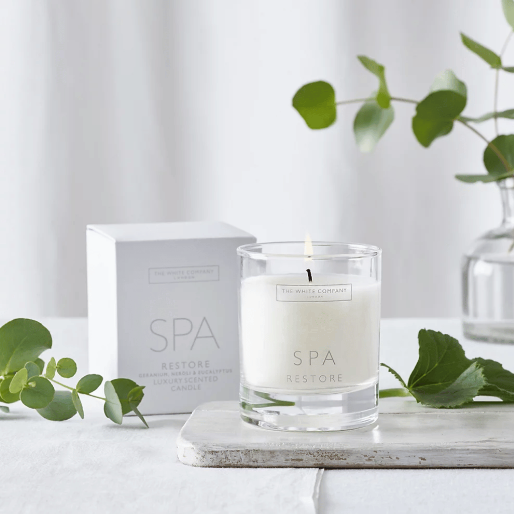Thumbnail: Signature candle Image 3