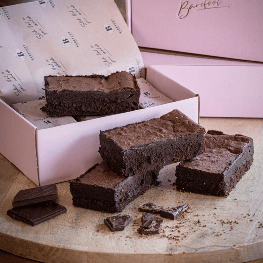 Thumbnail: Box of 12 brownies Image 1