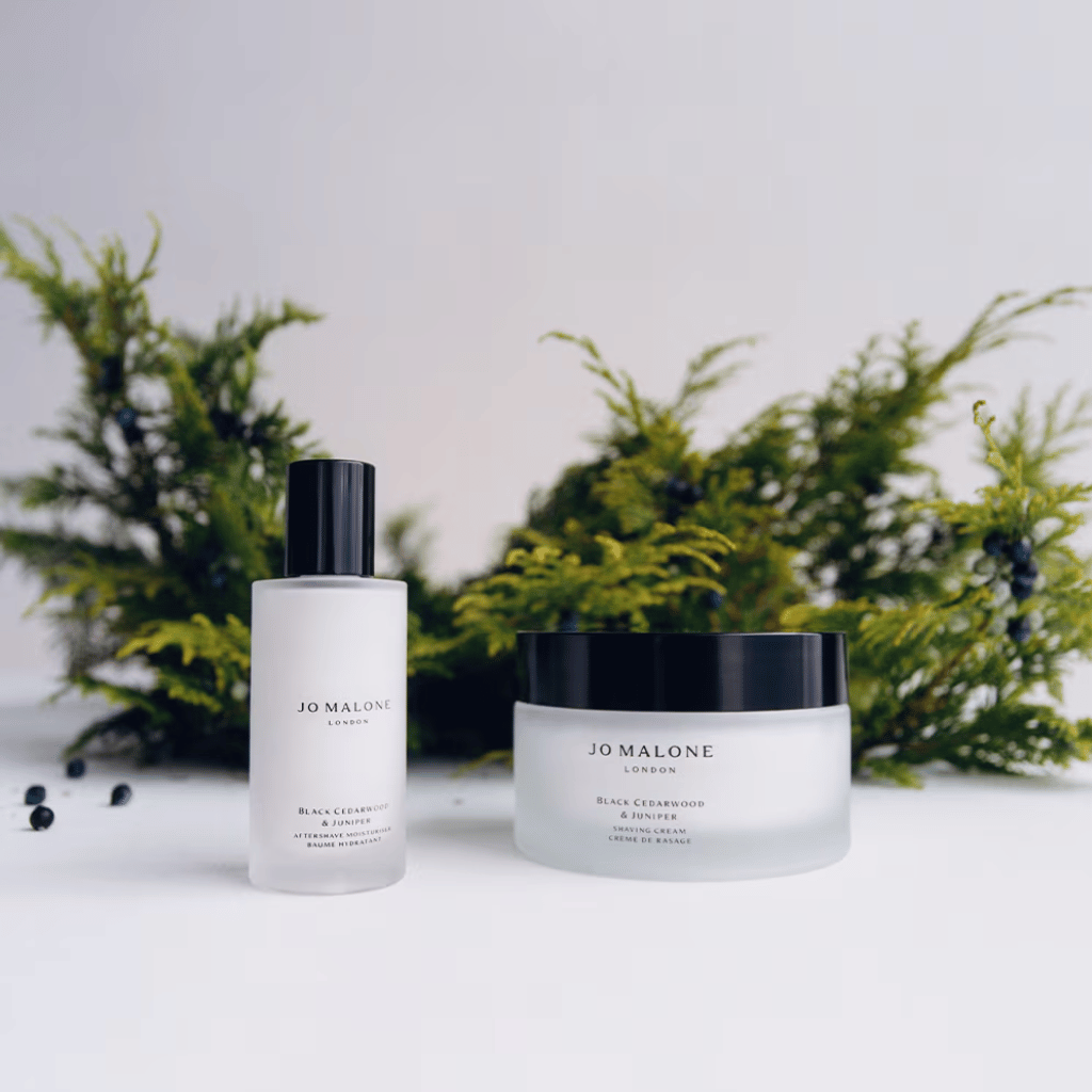 Thumbnail: Men's toiletries Image 1