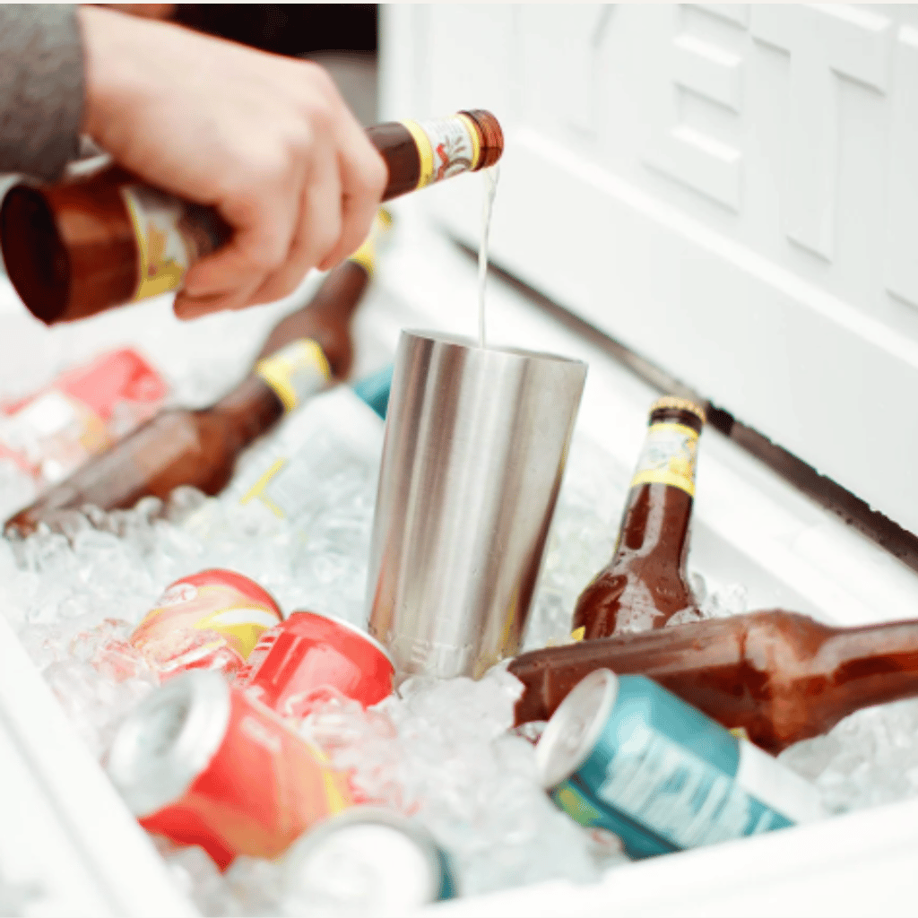 Thumbnail: Tundra 45 cool box Image 4