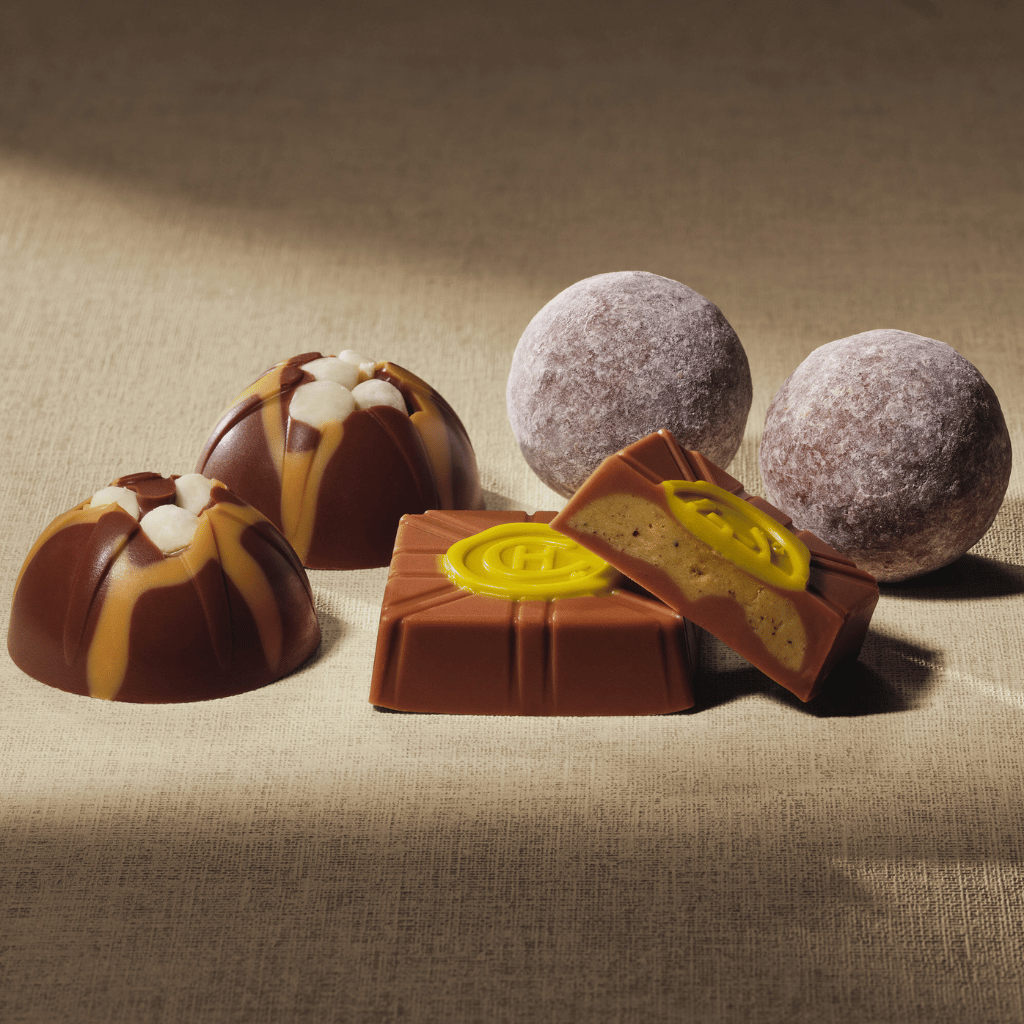 Thumbnail: Premium selection box Image 3