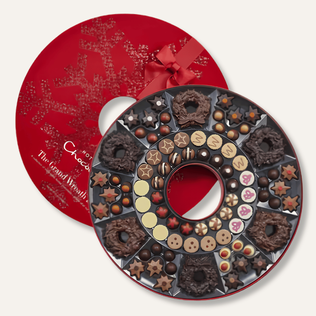 Thumbnail: The grand chocolate wreath Image 2