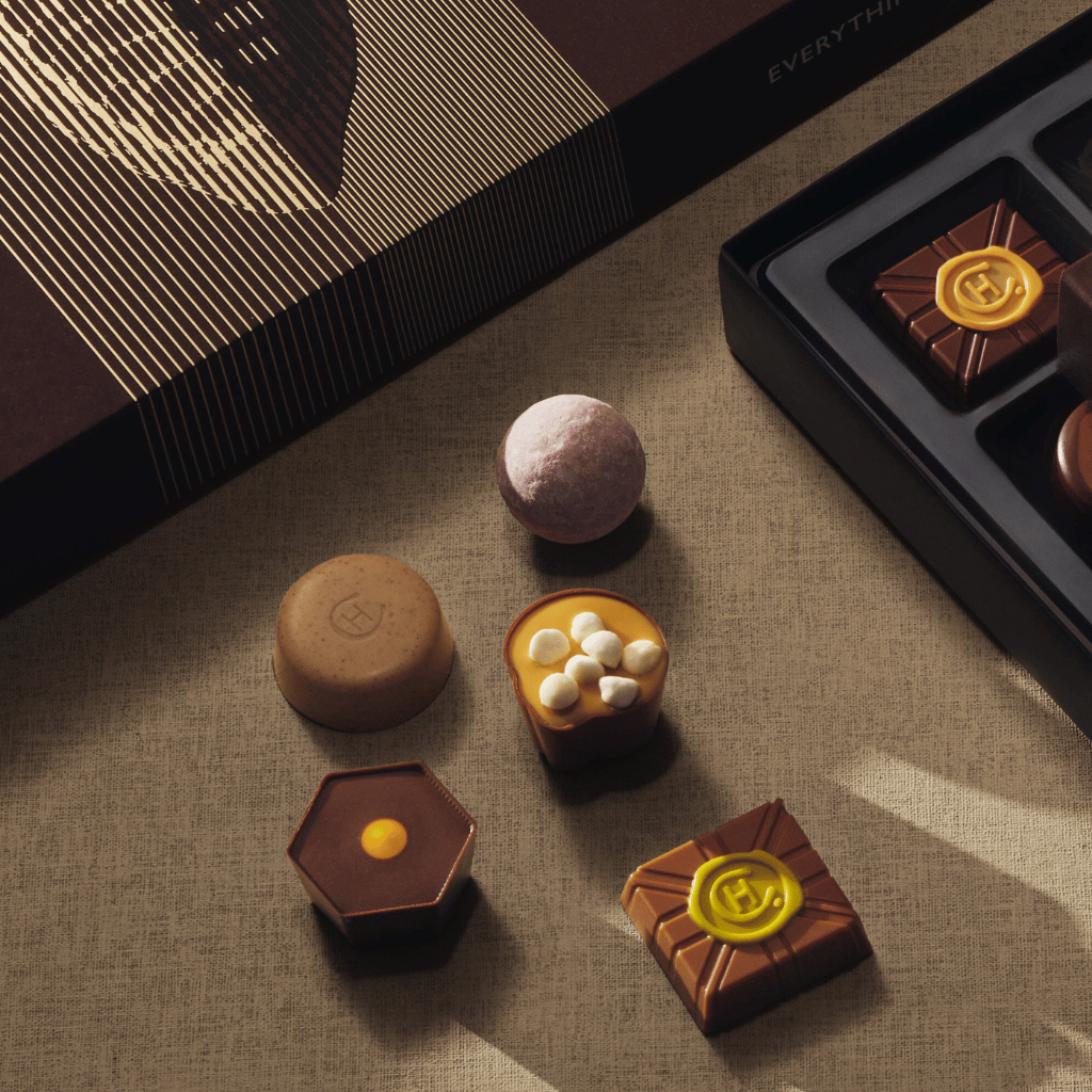 Thumbnail: Premium selection box Image 2