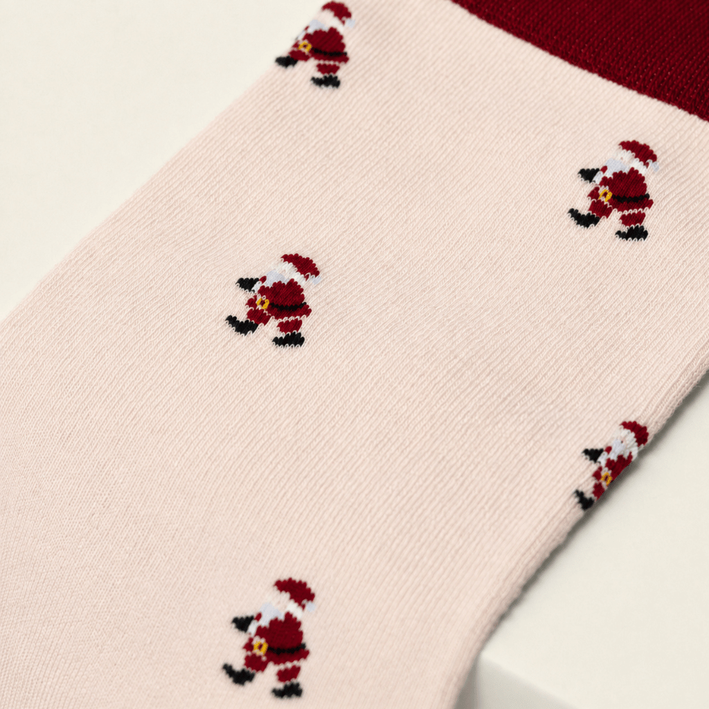 Thumbnail: 1 pair of women's festive bamboo socks Image 4
