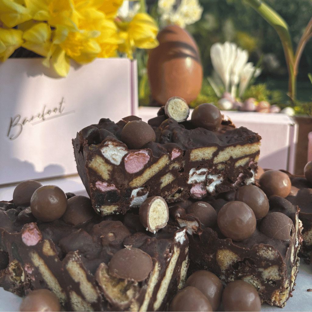 Thumbnail: Box of 4 brownies Image 3