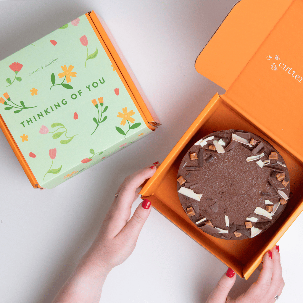 Thumbnail: 'Thinking of you' cake Image 3