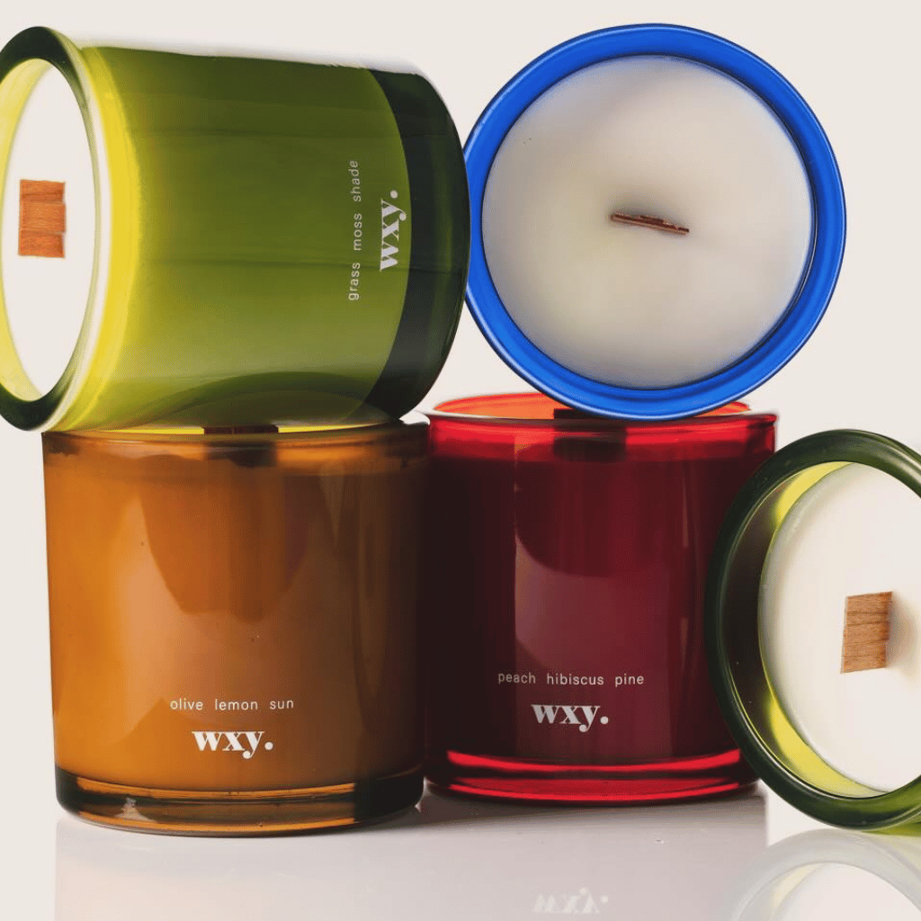 Thumbnail: Roam 12oz candle Image 2