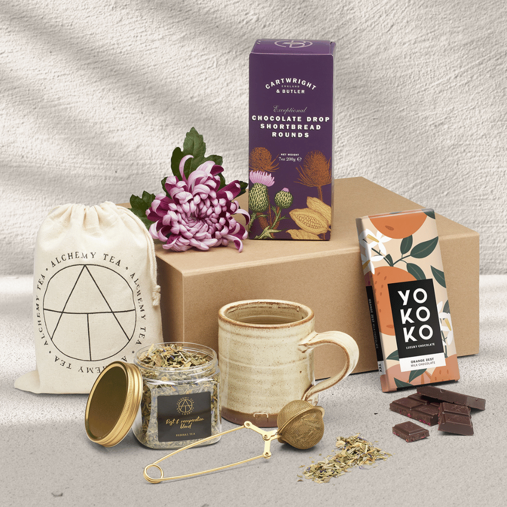 Thumbnail: Quiet night in gift box Image 1