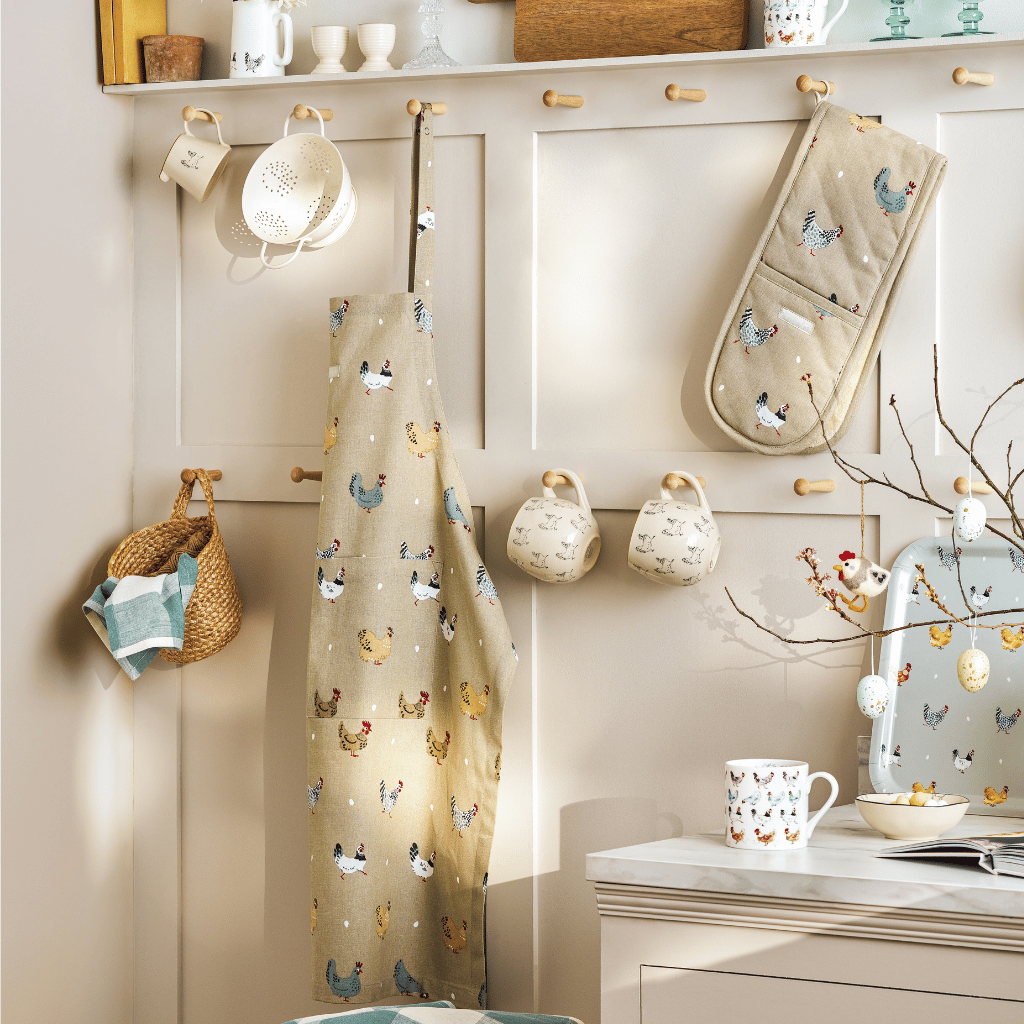 Thumbnail: Lay a little egg apron Image 2