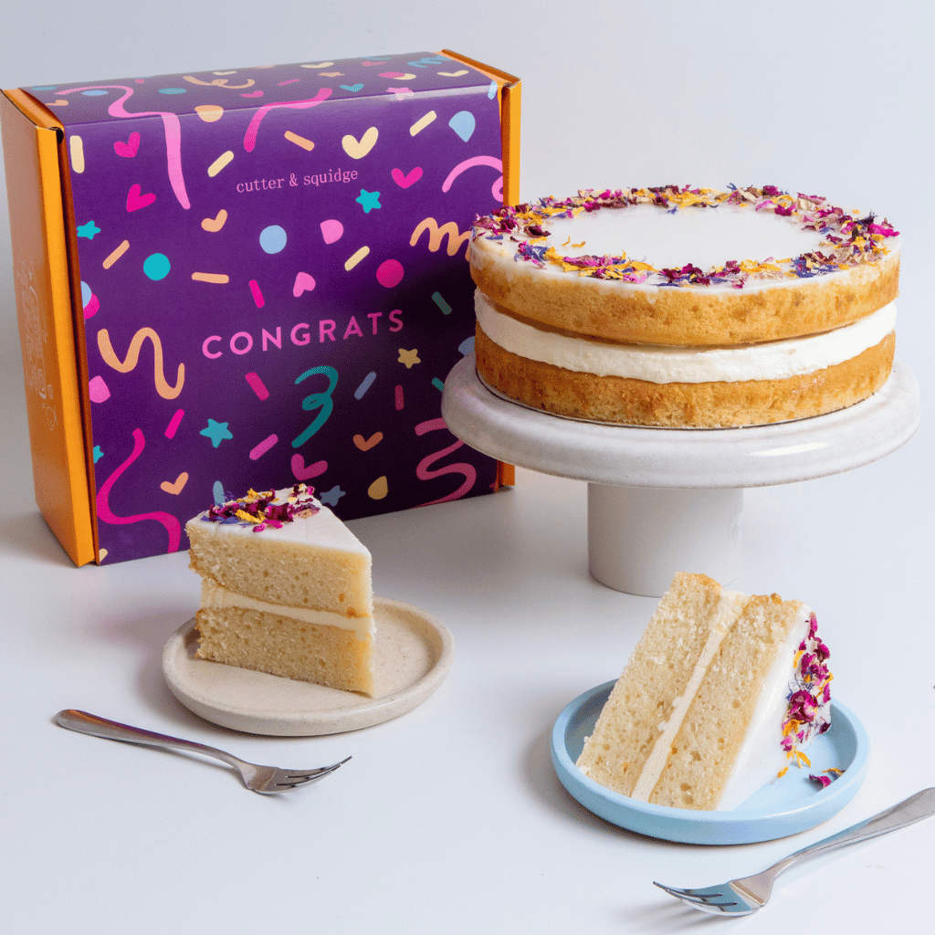 Thumbnail: Large 'congrats' cake Image 3