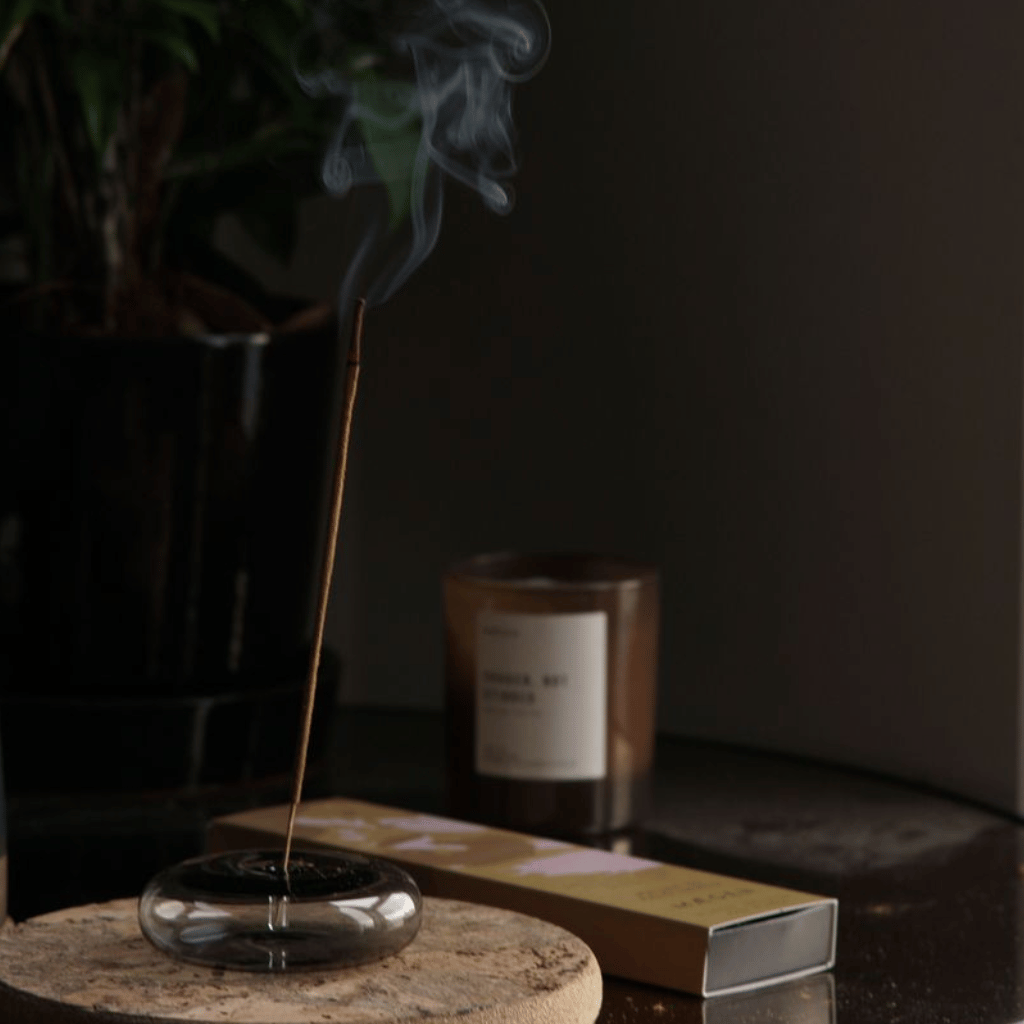 Thumbnail: Dimple incense holder Image 7