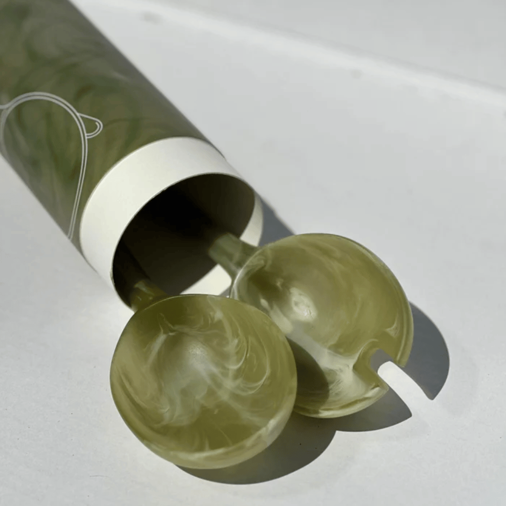 Thumbnail: Resin salad servers Image 5