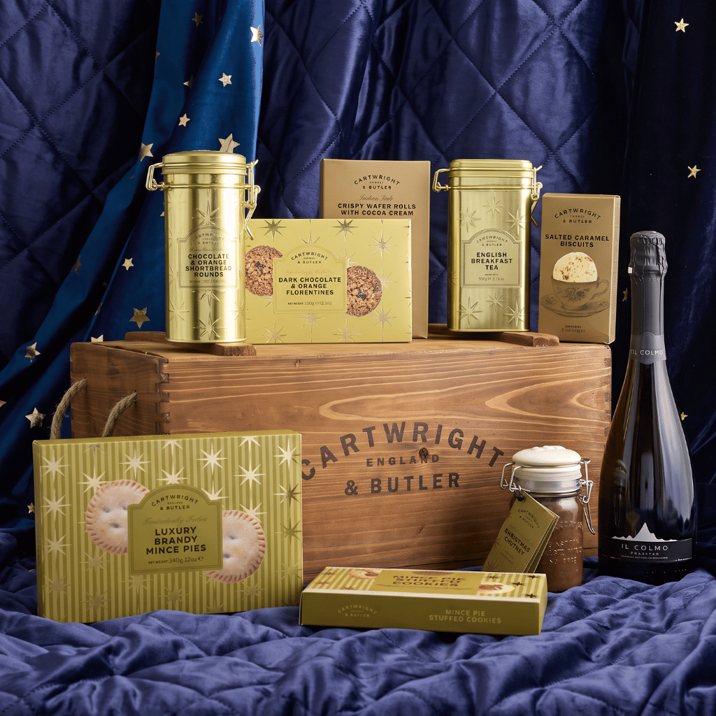 Thumbnail: Golden Christmas collection Image 1