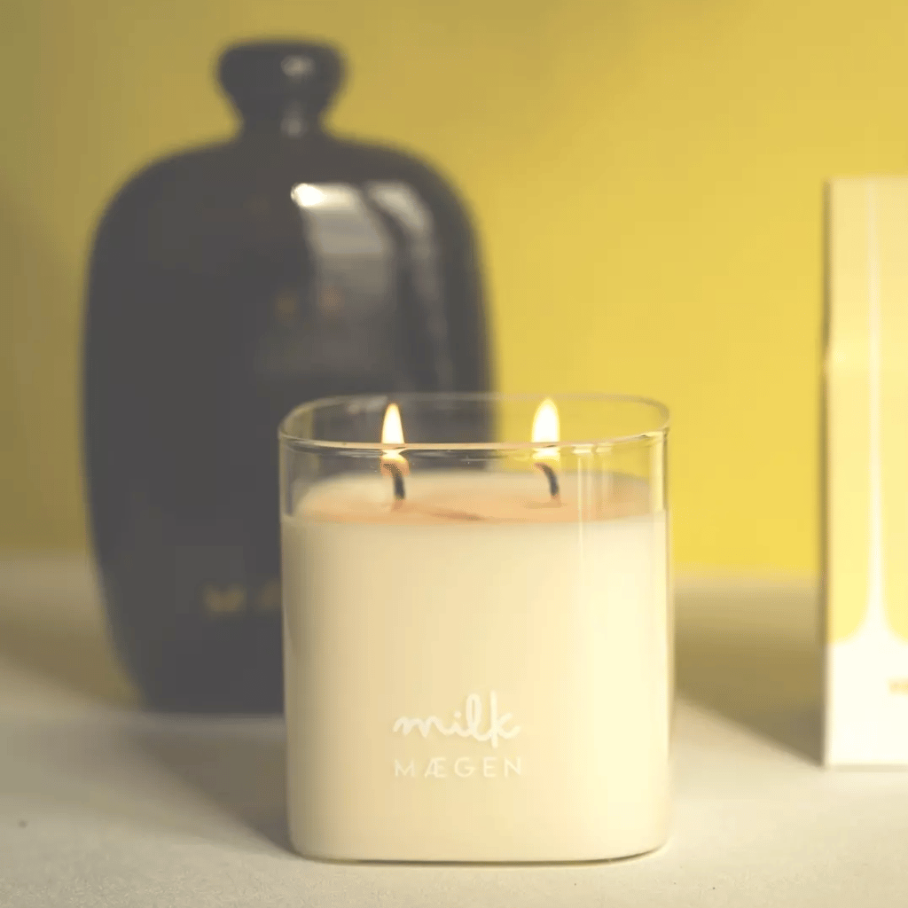 Thumbnail: Milk carton candle Image 4
