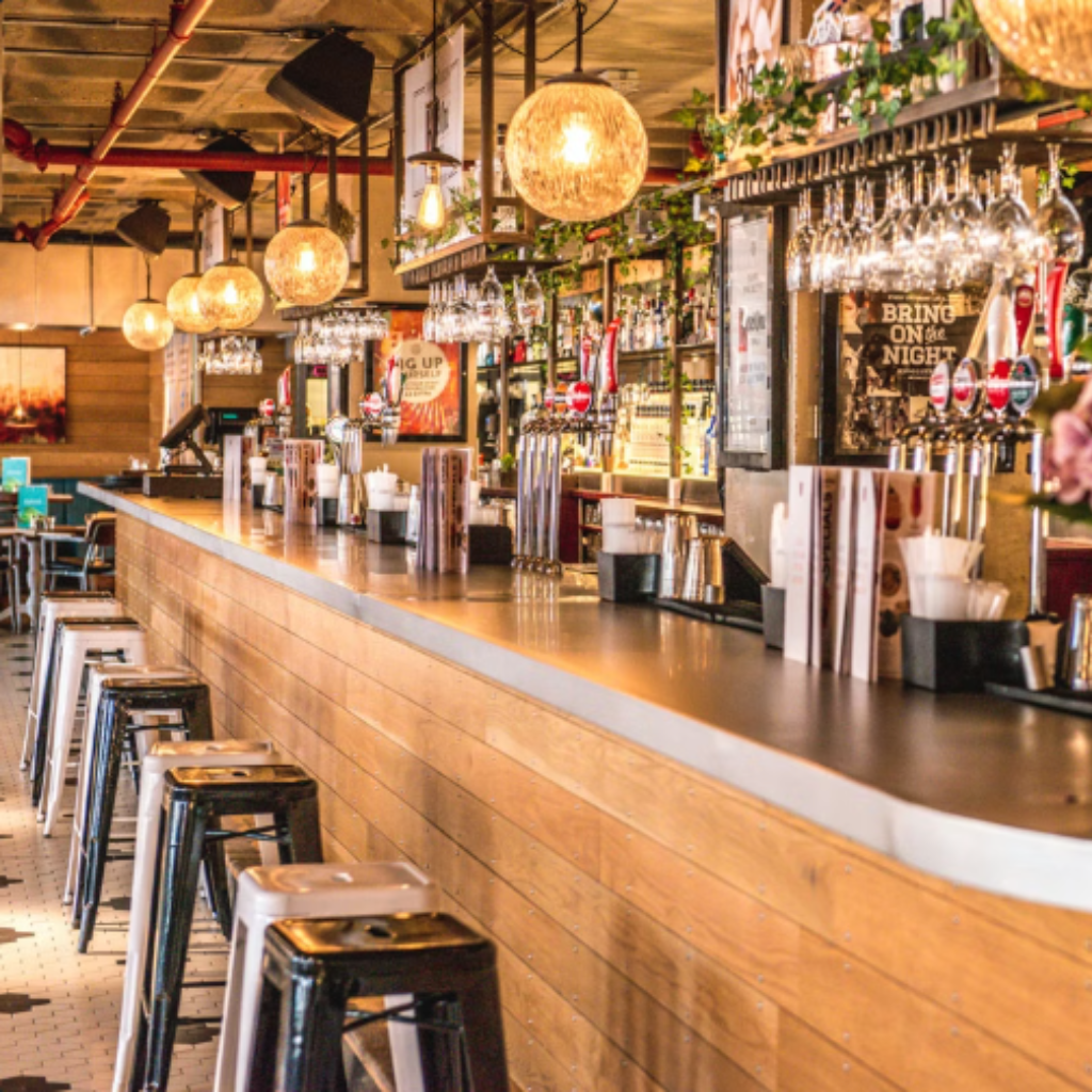 Thumbnail: Cocktail Masterclass & Three-Course Meal for Two Image 3