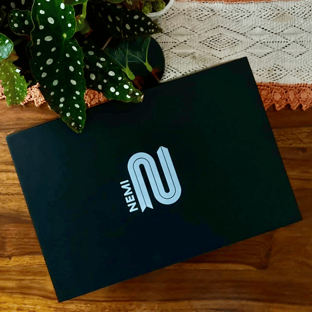 Thumbnail: The tea chest Image 3