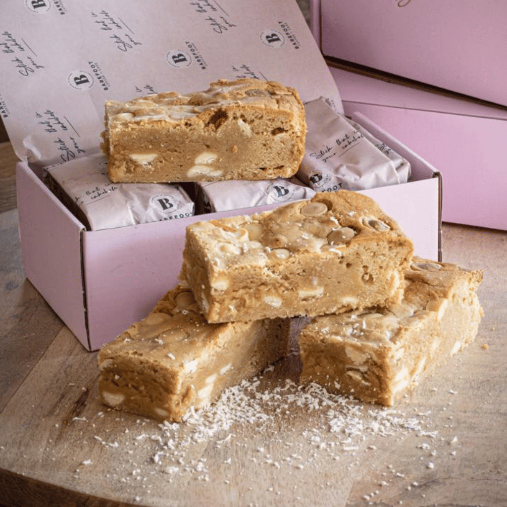 Thumbnail: Box of 12 brownies Image 14