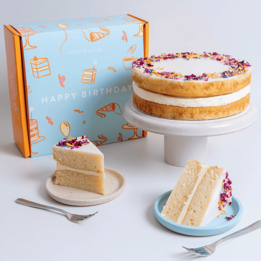 Thumbnail: Large birthday cake Image 2
