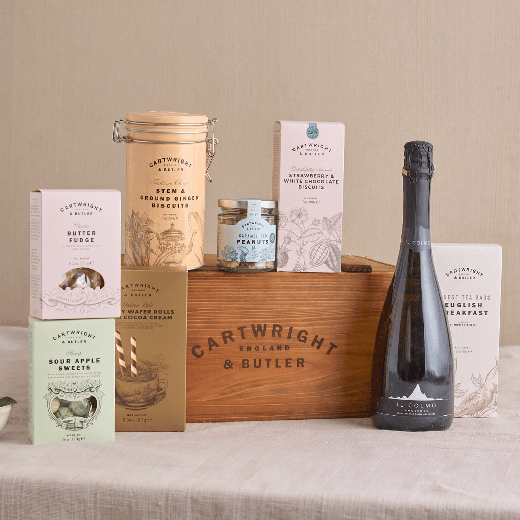 Sweet treats & sparkle crate Image 1